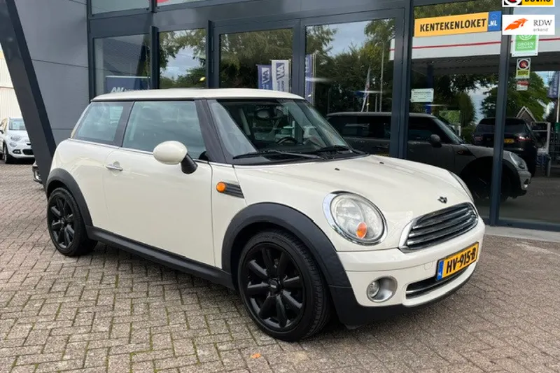 MINI One (2008)