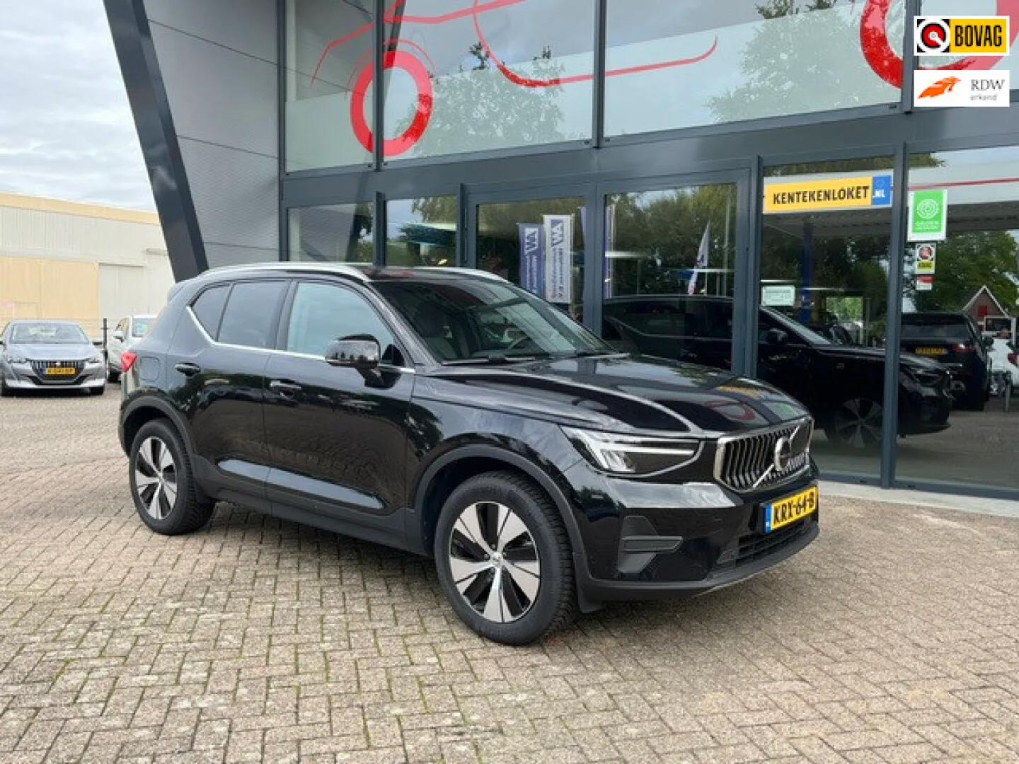 Volvo XC40 (2023) — foto 1