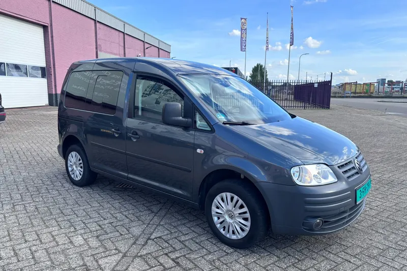 Volkswagen Caddy (2009)