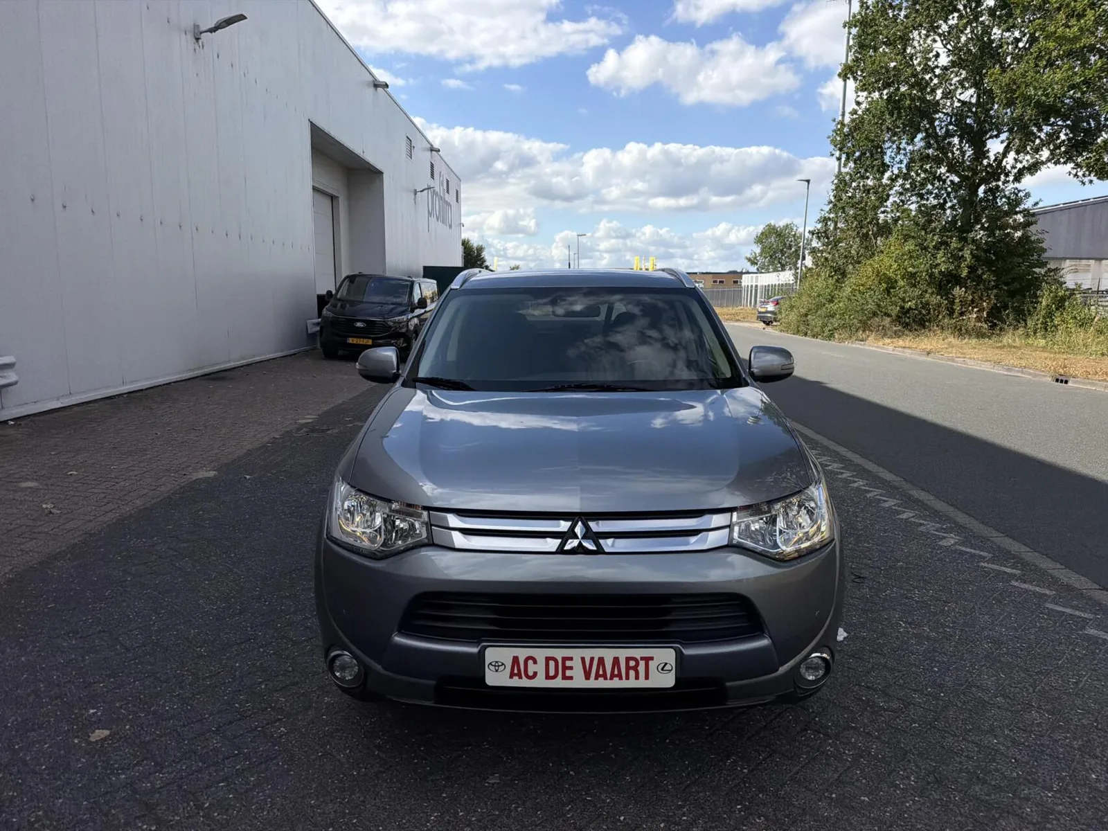 Mitsubishi Va (2015) — foto 1