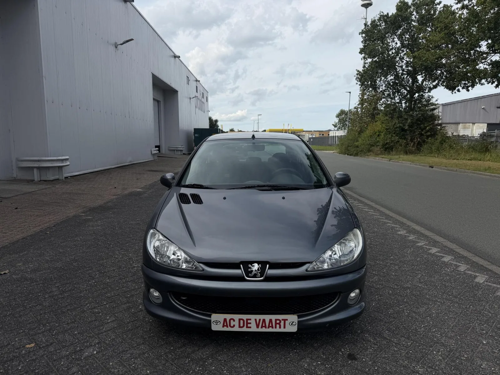 Peugeot 206 (2008) — foto 1