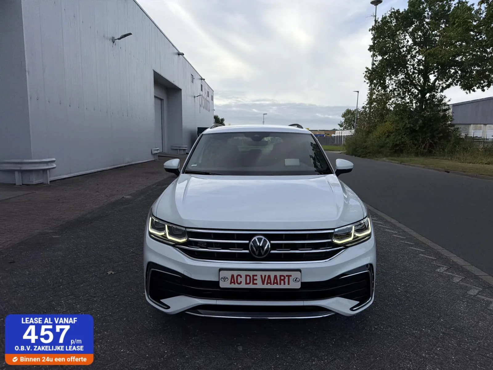 Volkswagen Tiguan (2022) — foto 1