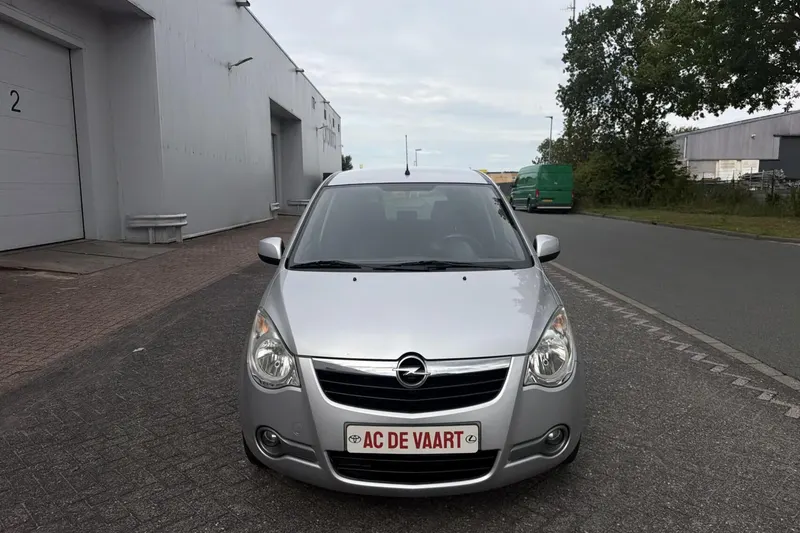 Opel Agila (2012)