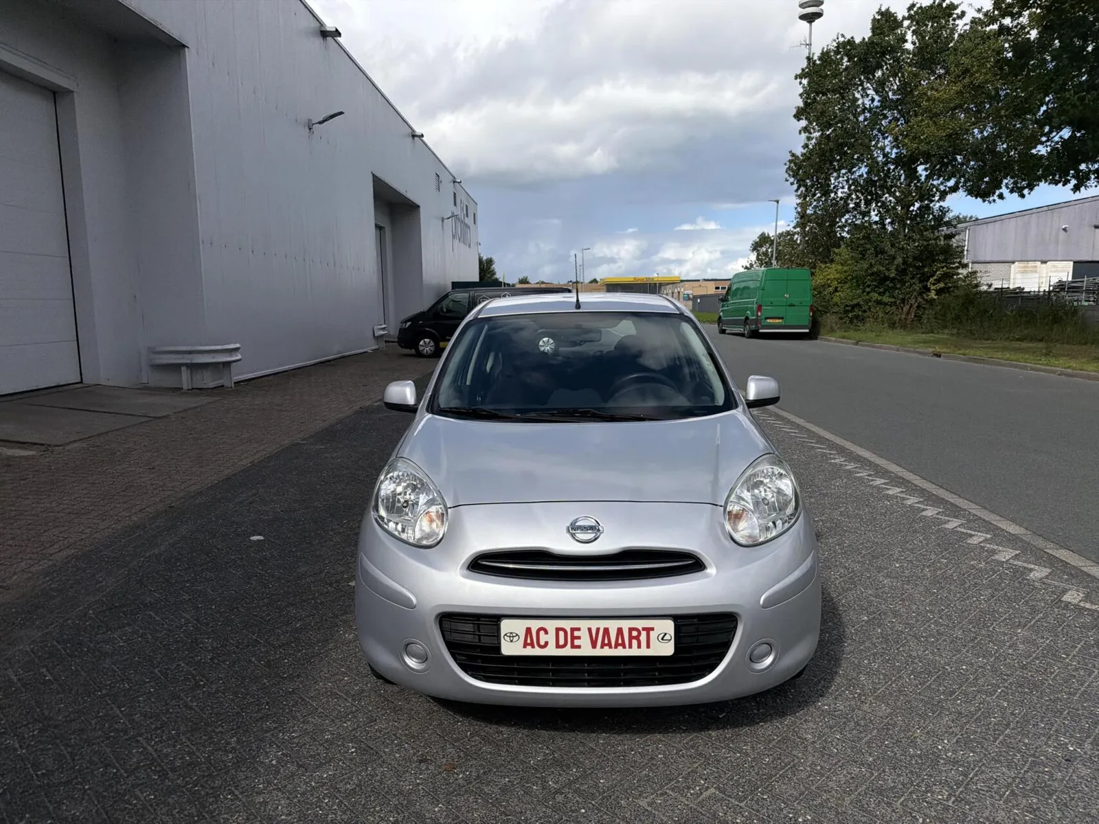 Nissan Micra (2012) — foto 1