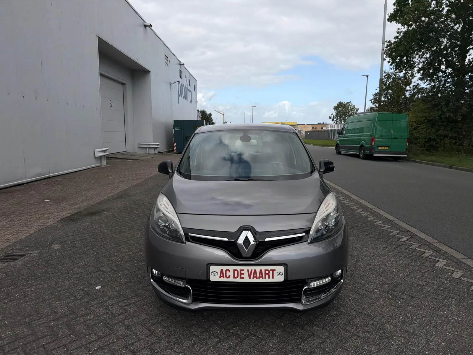 Renault Scénic (2014) — foto 1