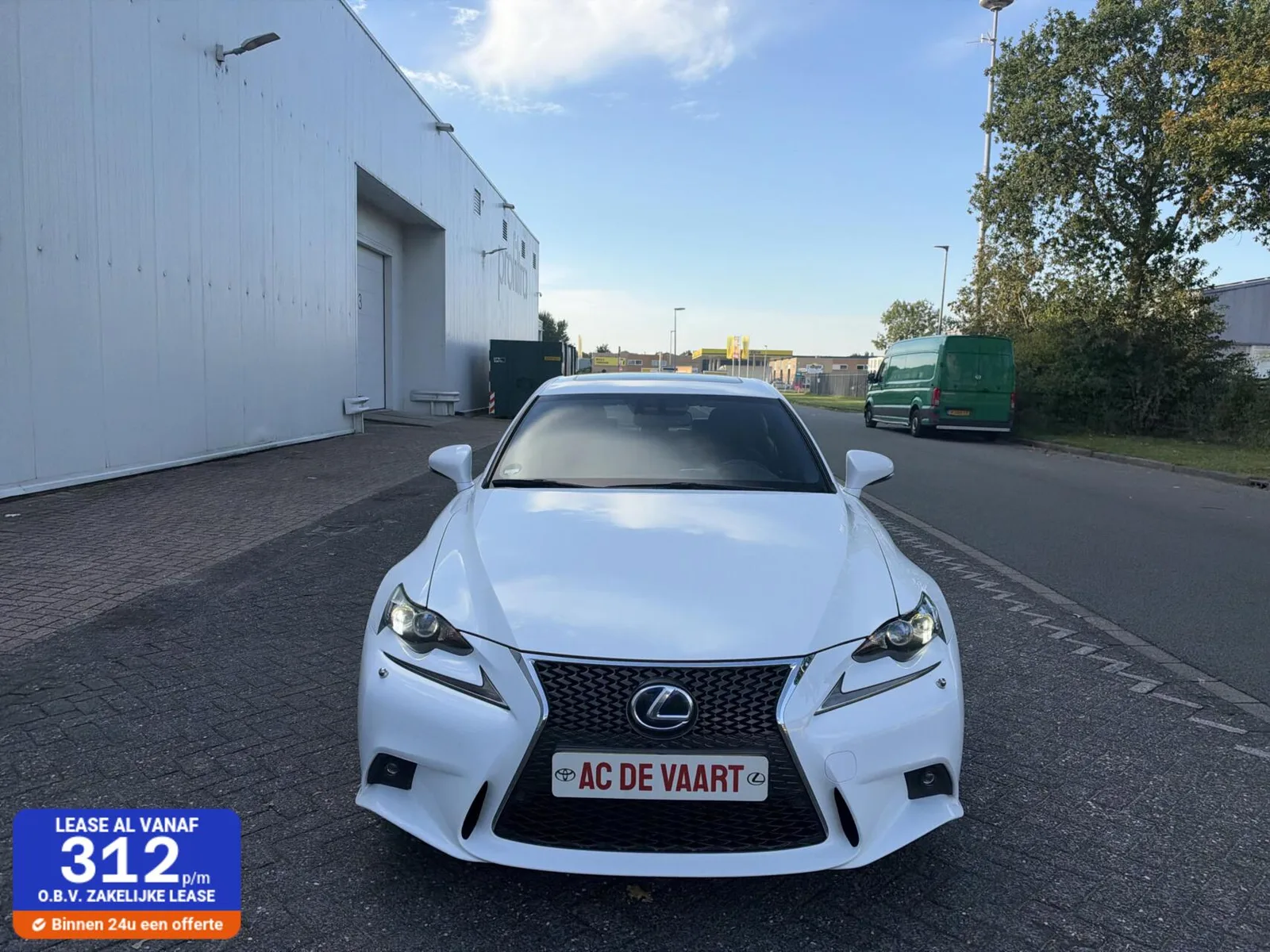 Lexus IS (2014) — foto 1