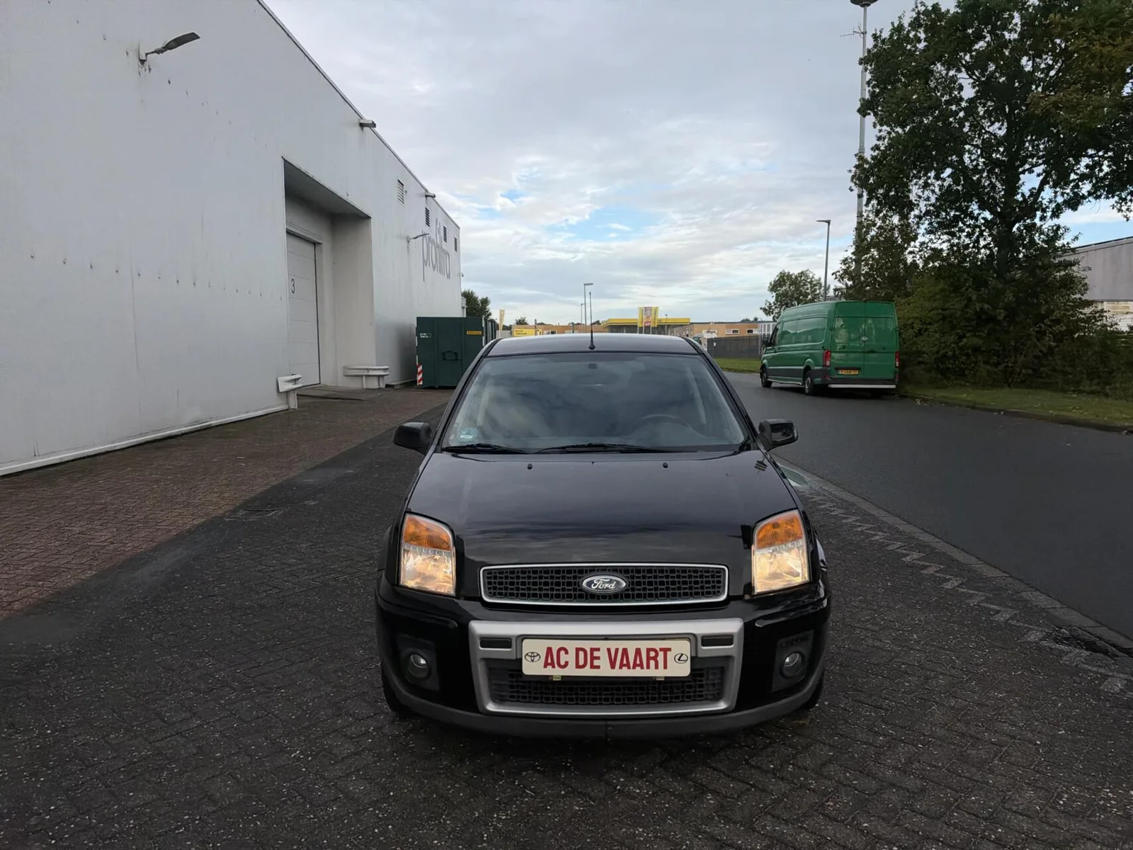 Ford Fusion (2009) — foto 1