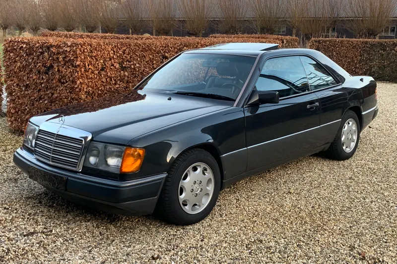 Mercedes-Benz 300-Serie (1991)