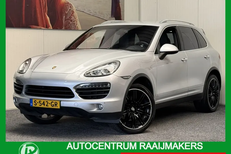 Porsche Cayenne (2012)