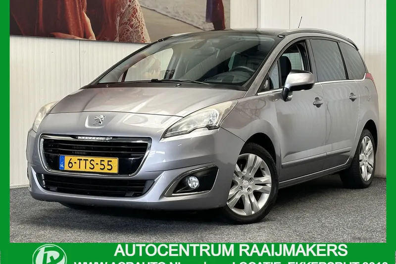 Peugeot 5008 (2014)