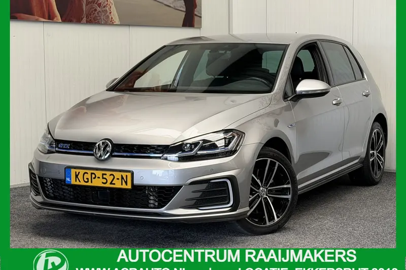 Volkswagen Golf (2020)