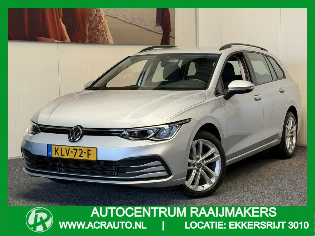 Volkswagen Golf (2023) — foto 1