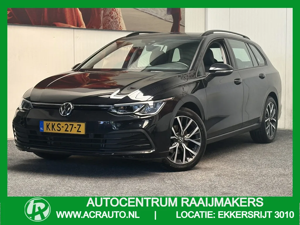 Volkswagen Golf (2022) — foto 1