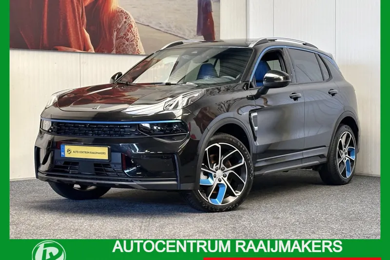 Lynk & Co 01 (2023)