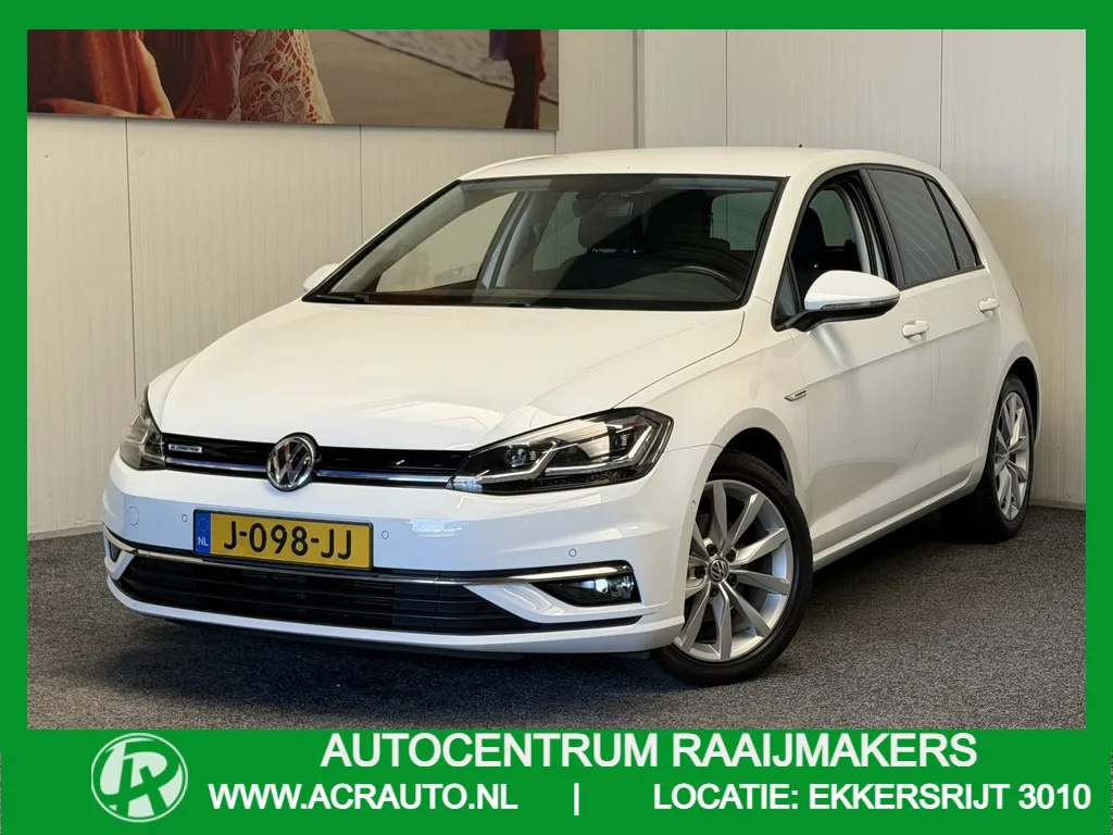 Volkswagen Golf (2019) — foto 1