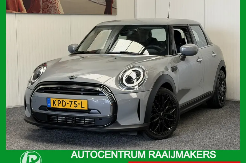 MINI Cooper (2022)