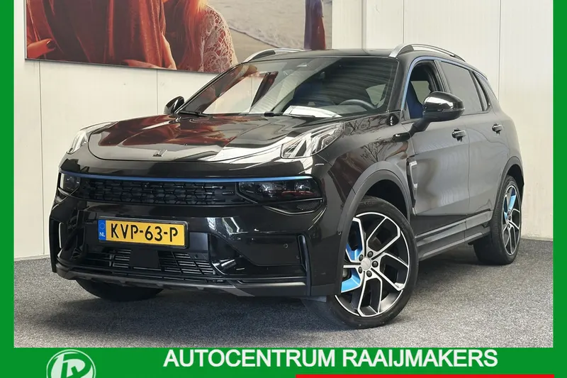 Lynk & Co 01 (2023)