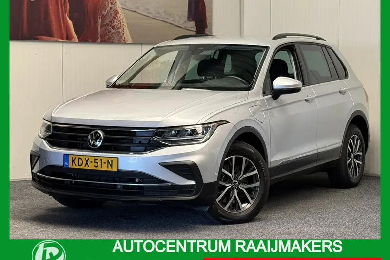 Volkswagen Tiguan (2021)