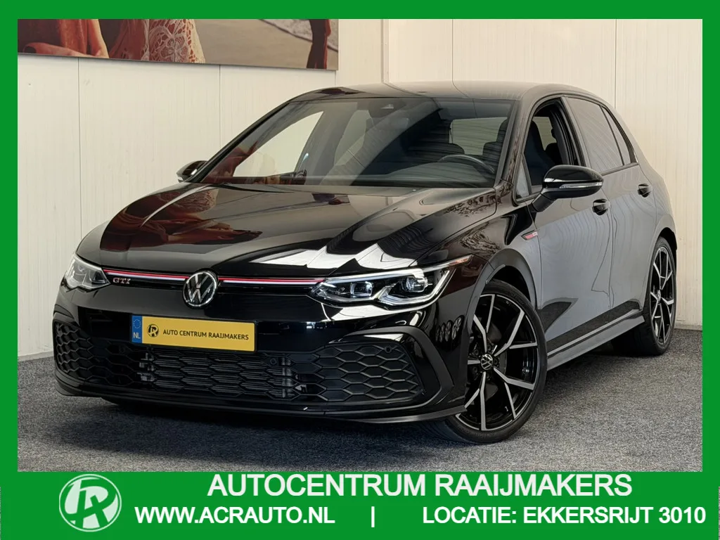 Volkswagen Golf (2023) — foto 1