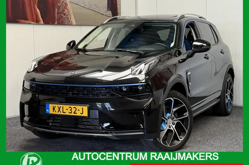 Lynk & Co 01 (2023)