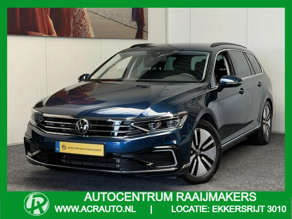 Volkswagen Passat (2022) — foto 1