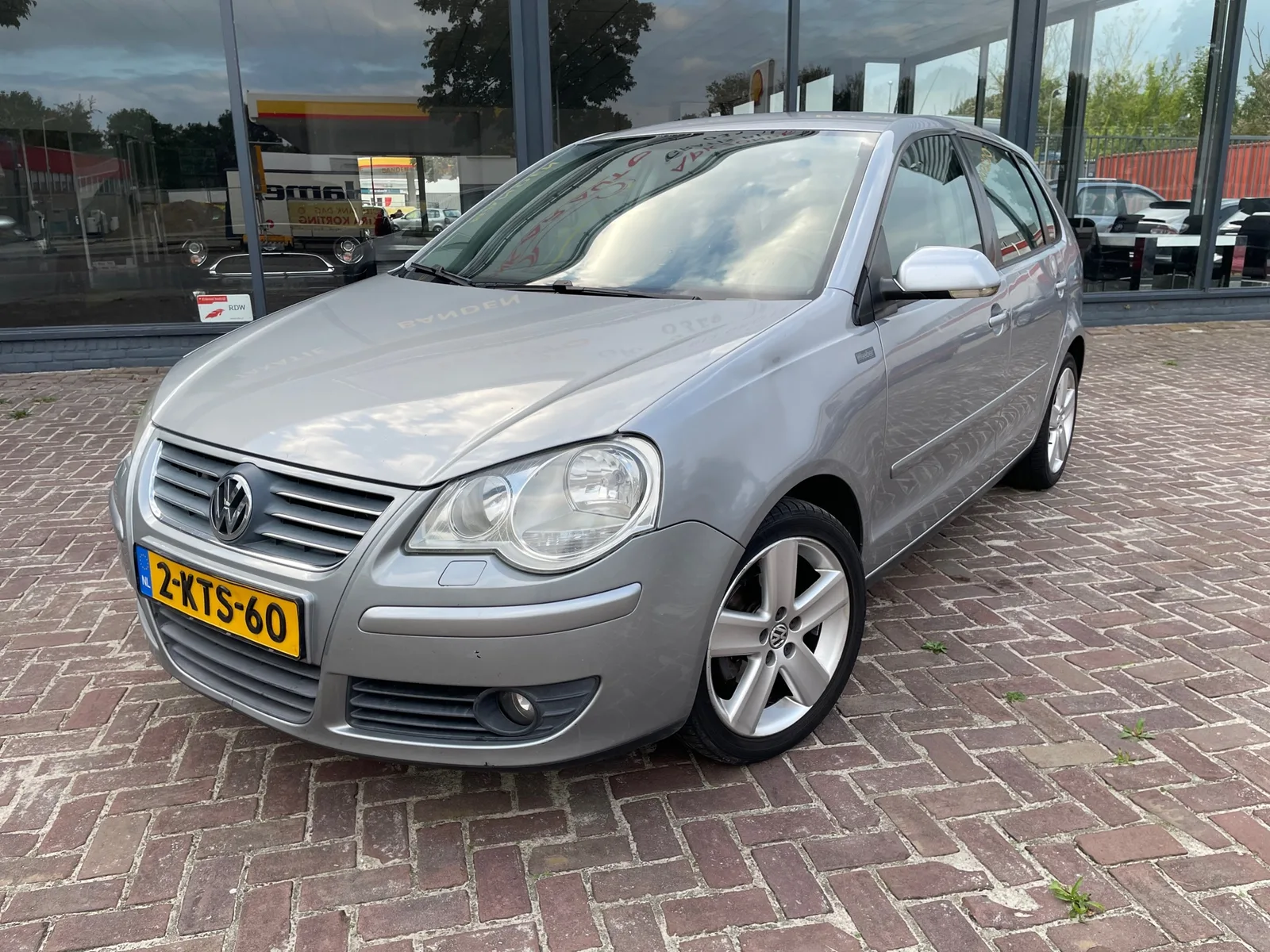 Volkswagen Polo (2005) — foto 1