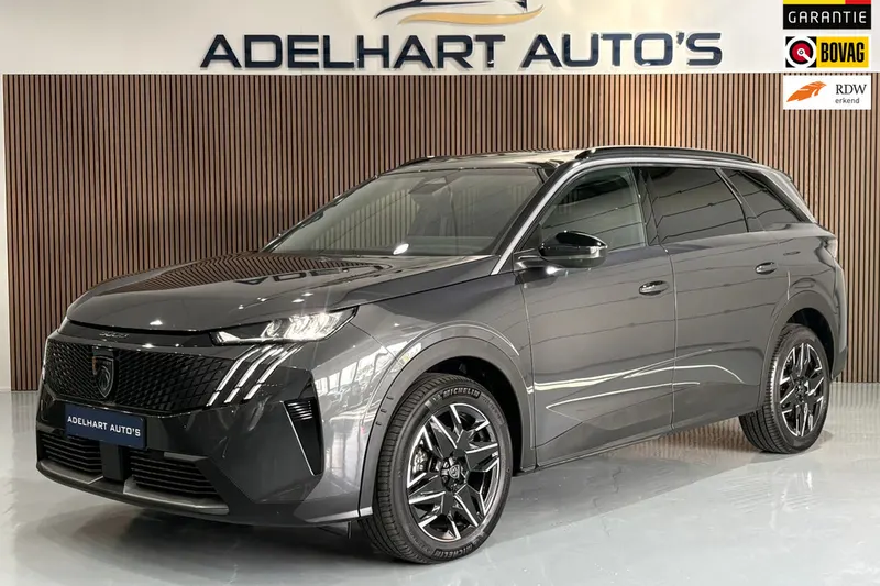 Peugeot 5008 (2025)