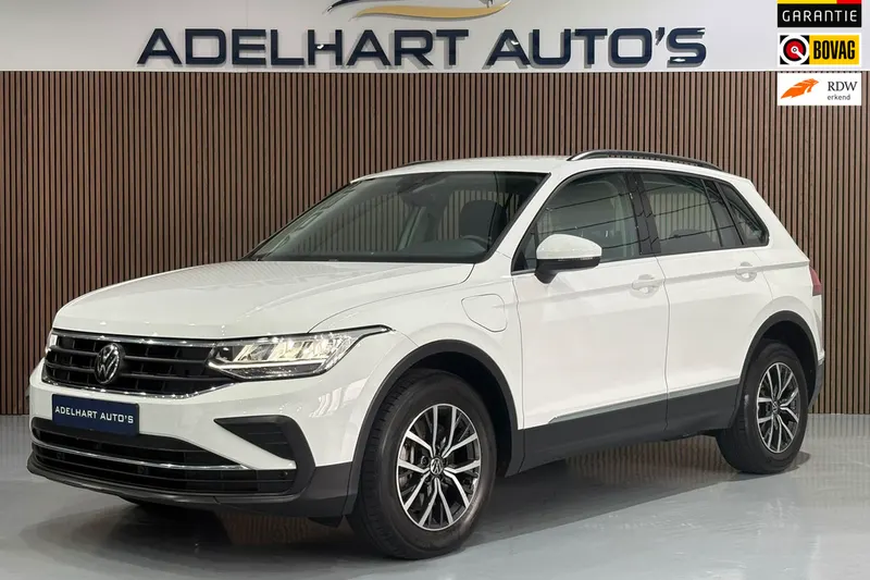 Volkswagen Tiguan (2022)