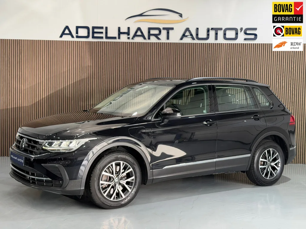 Volkswagen Tiguan (2022) — foto 1