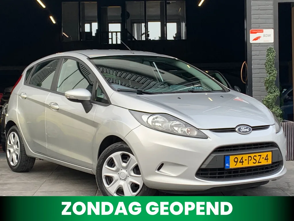 Ford Fiesta (2011) — foto 1