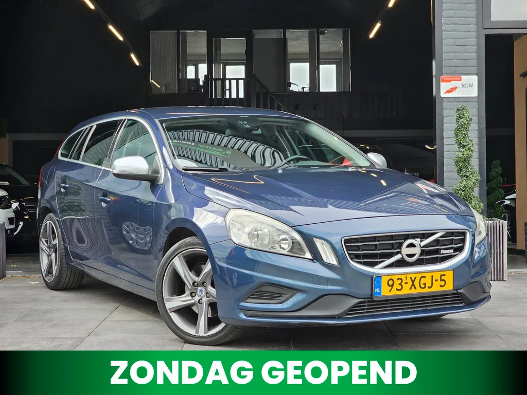 Volvo V60 (2012) — foto 1