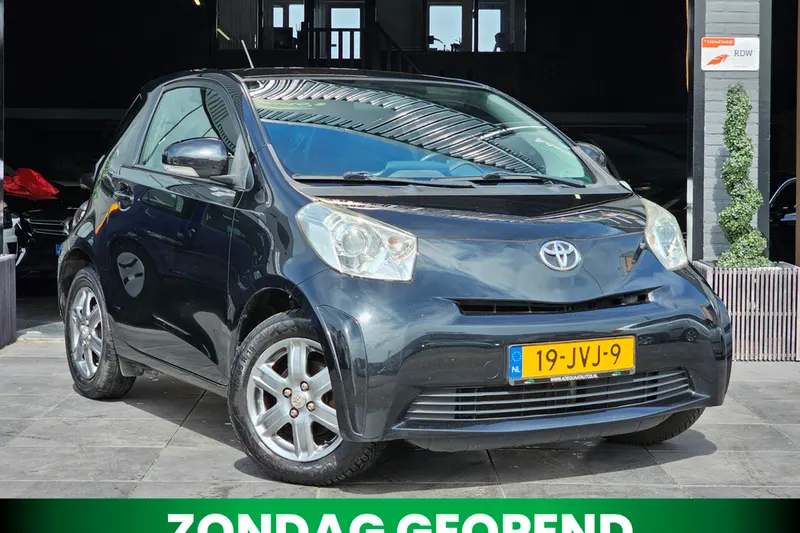 Toyota iQ (2009)