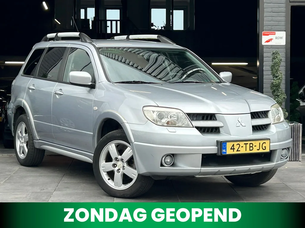 Mitsubishi Outlander (2006) — foto 1