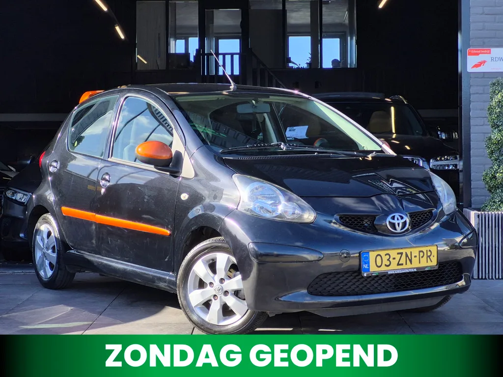 Toyota Aygo (2008) — foto 1