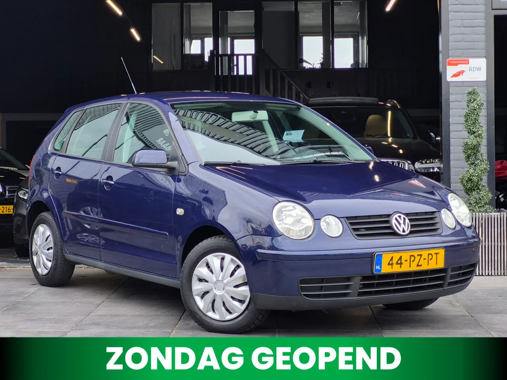 Volkswagen Polo (2005) — foto 1