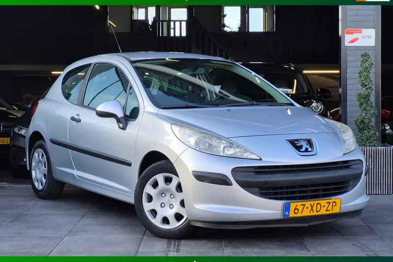Peugeot 207 (2007)