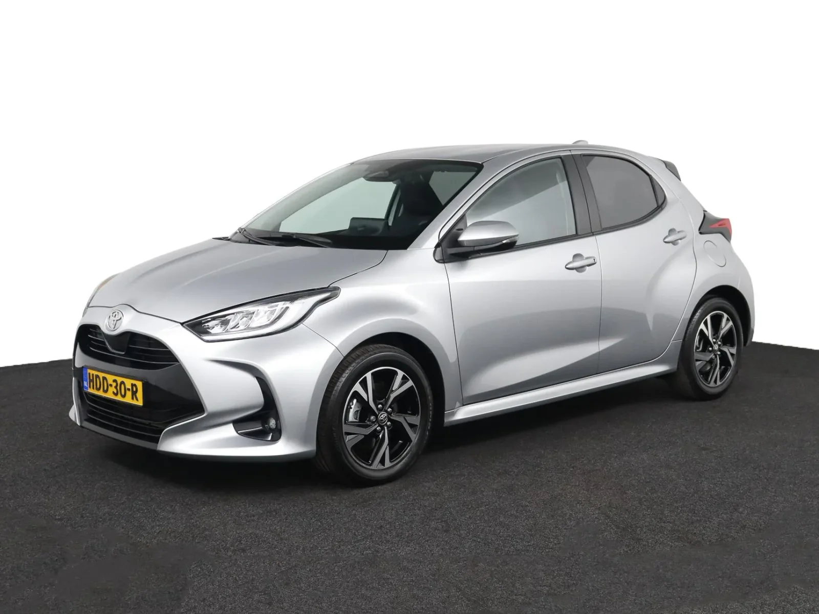 Toyota Yaris (2025) — foto 1