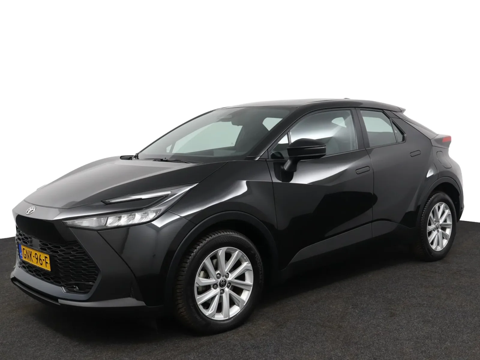 Toyota C-HR (2024) — foto 1