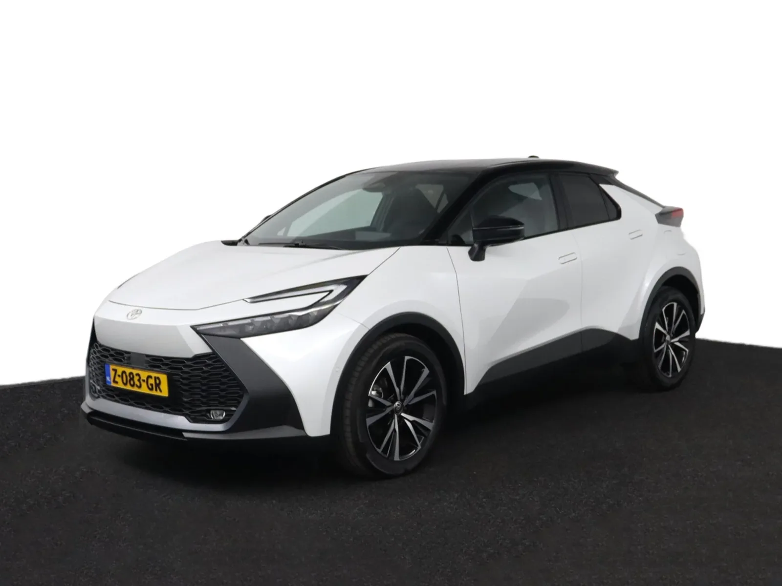 Toyota C-HR (2024) — foto 1