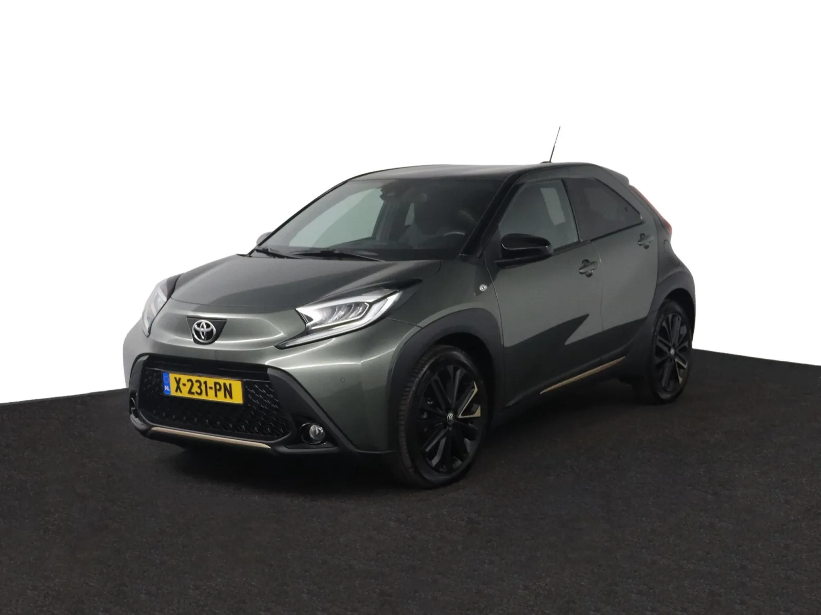 Toyota Aygo X (2024) — foto 1
