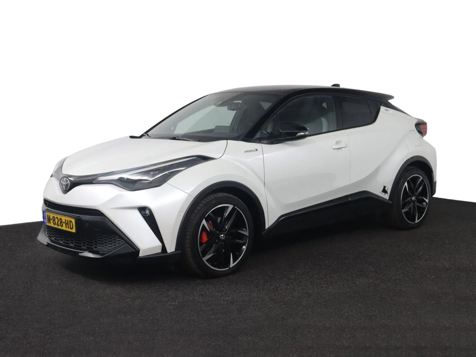 Toyota C-HR (2021) — foto 1