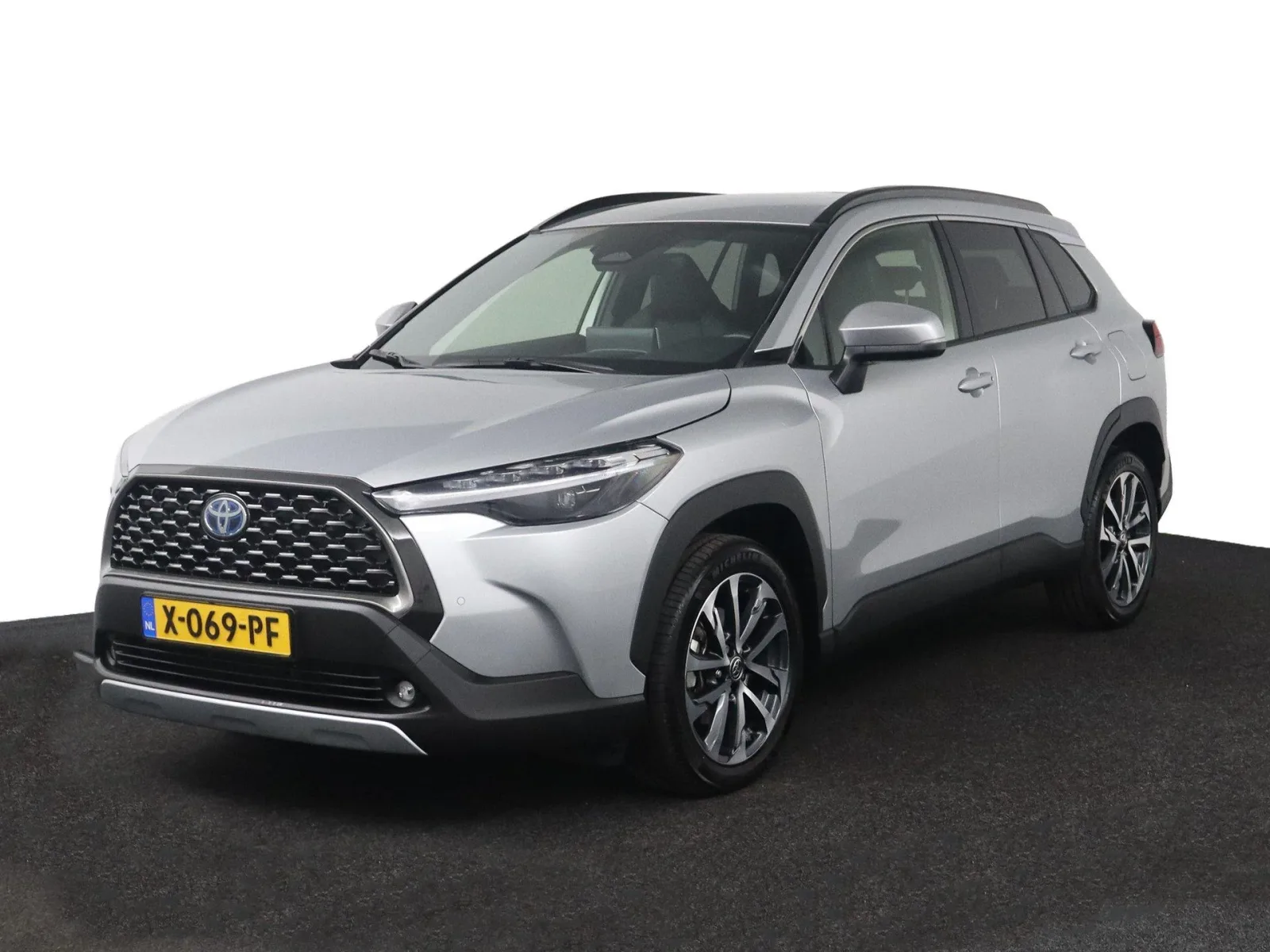 Toyota Corolla Cross (2024) — foto 1