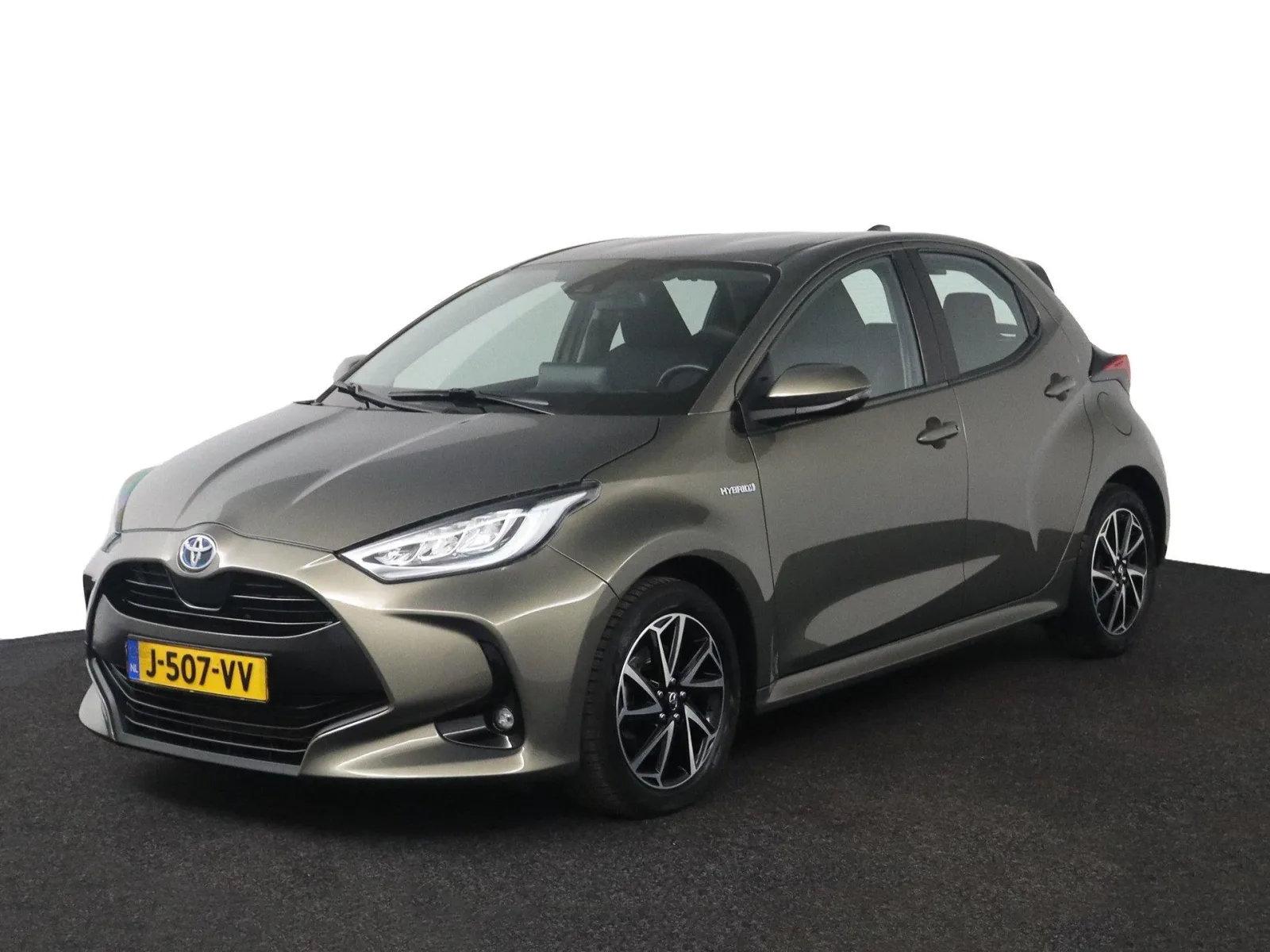 Toyota Yaris (2020) — foto 1