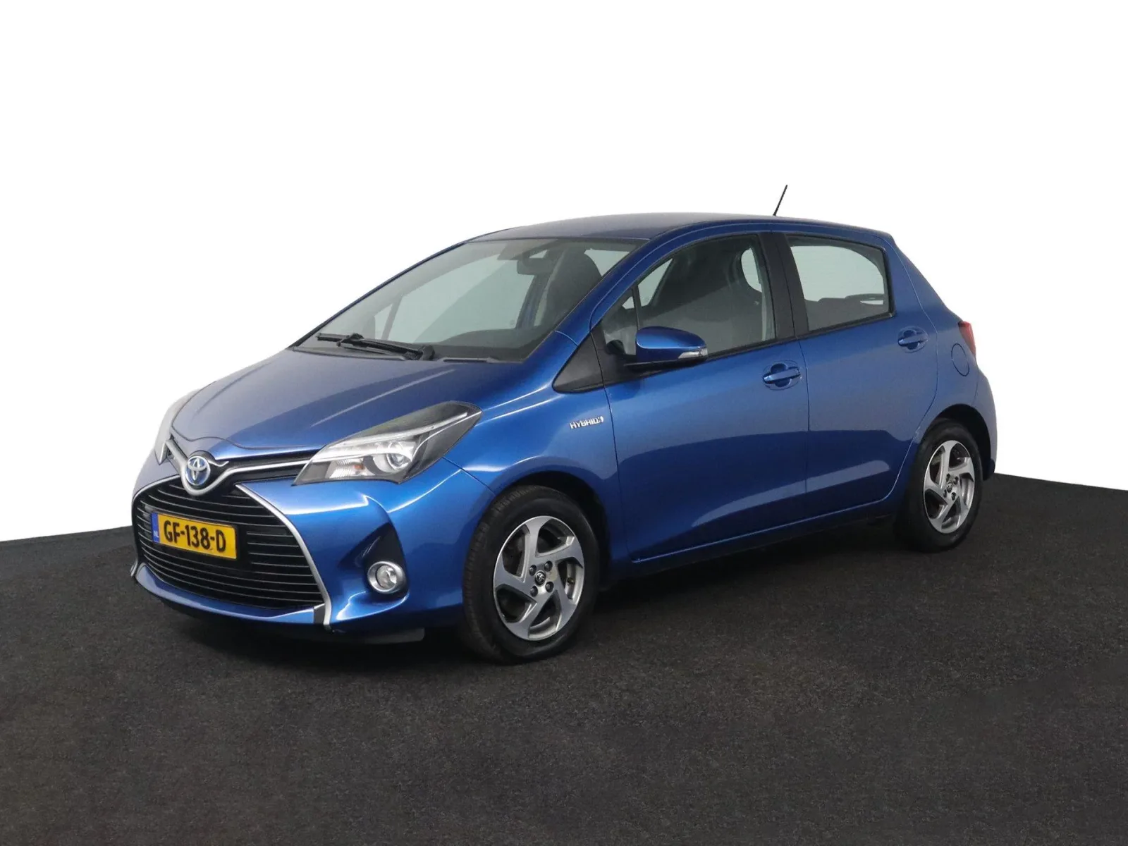 Toyota Yaris (2015) — foto 1