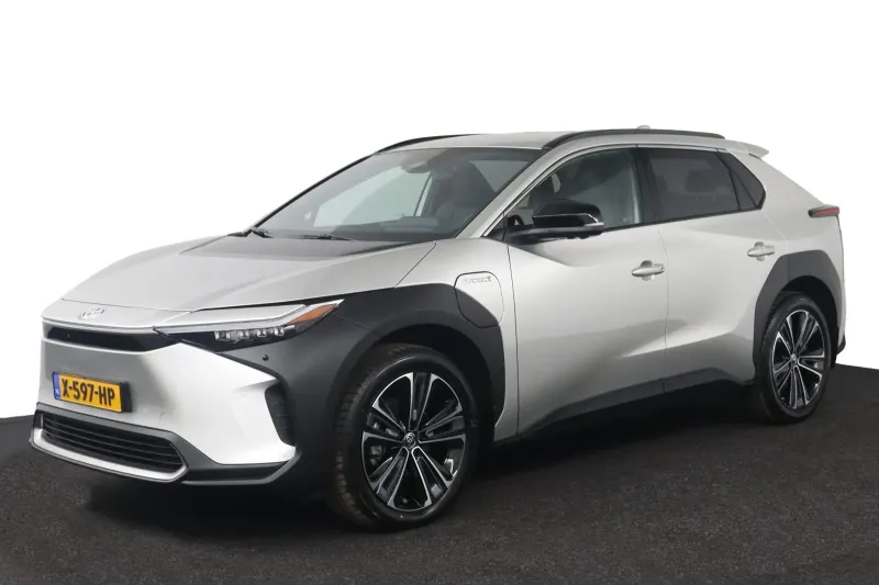 Toyota bZ4X (2023)