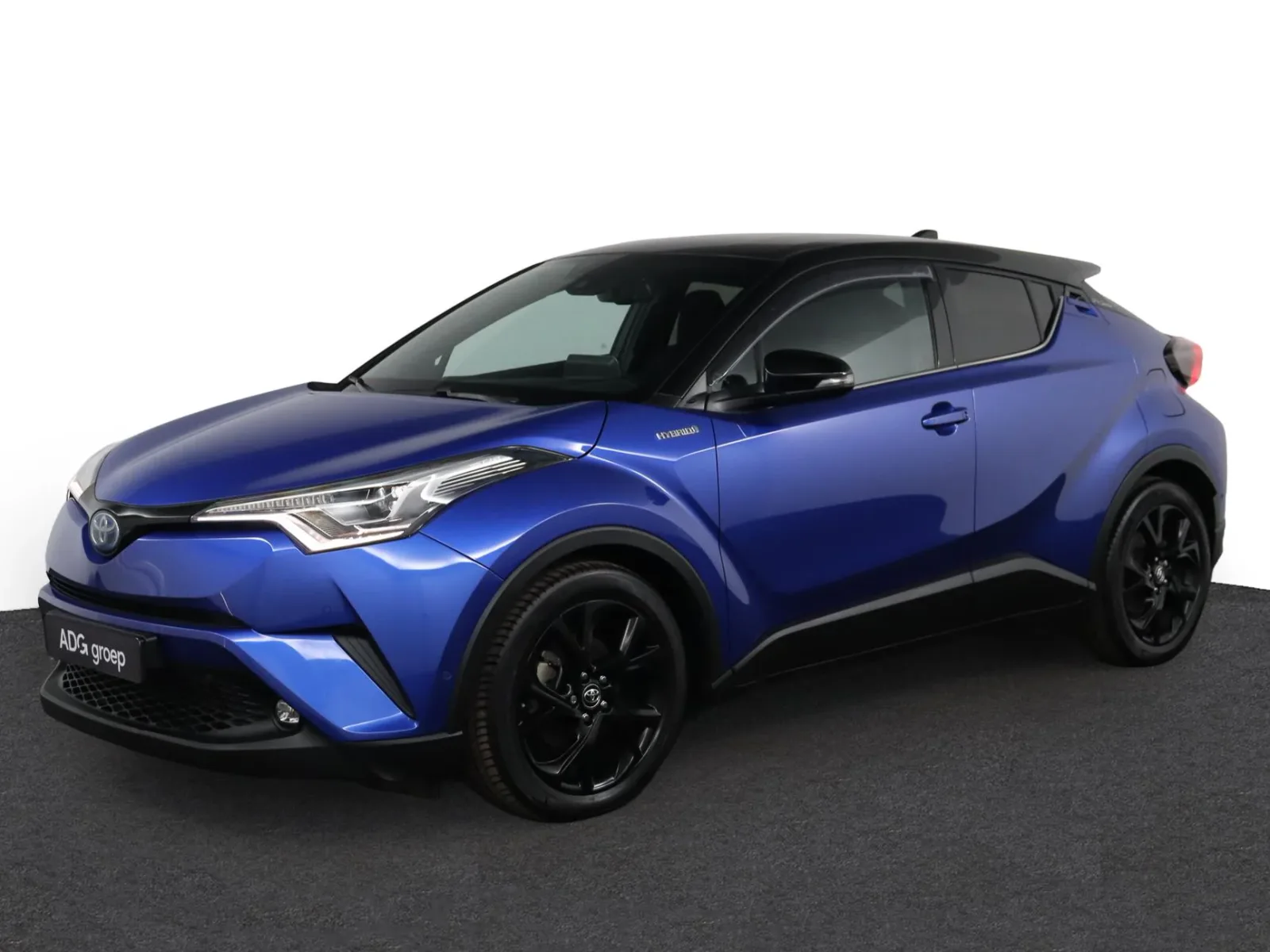 Toyota C-HR (2018) — foto 1