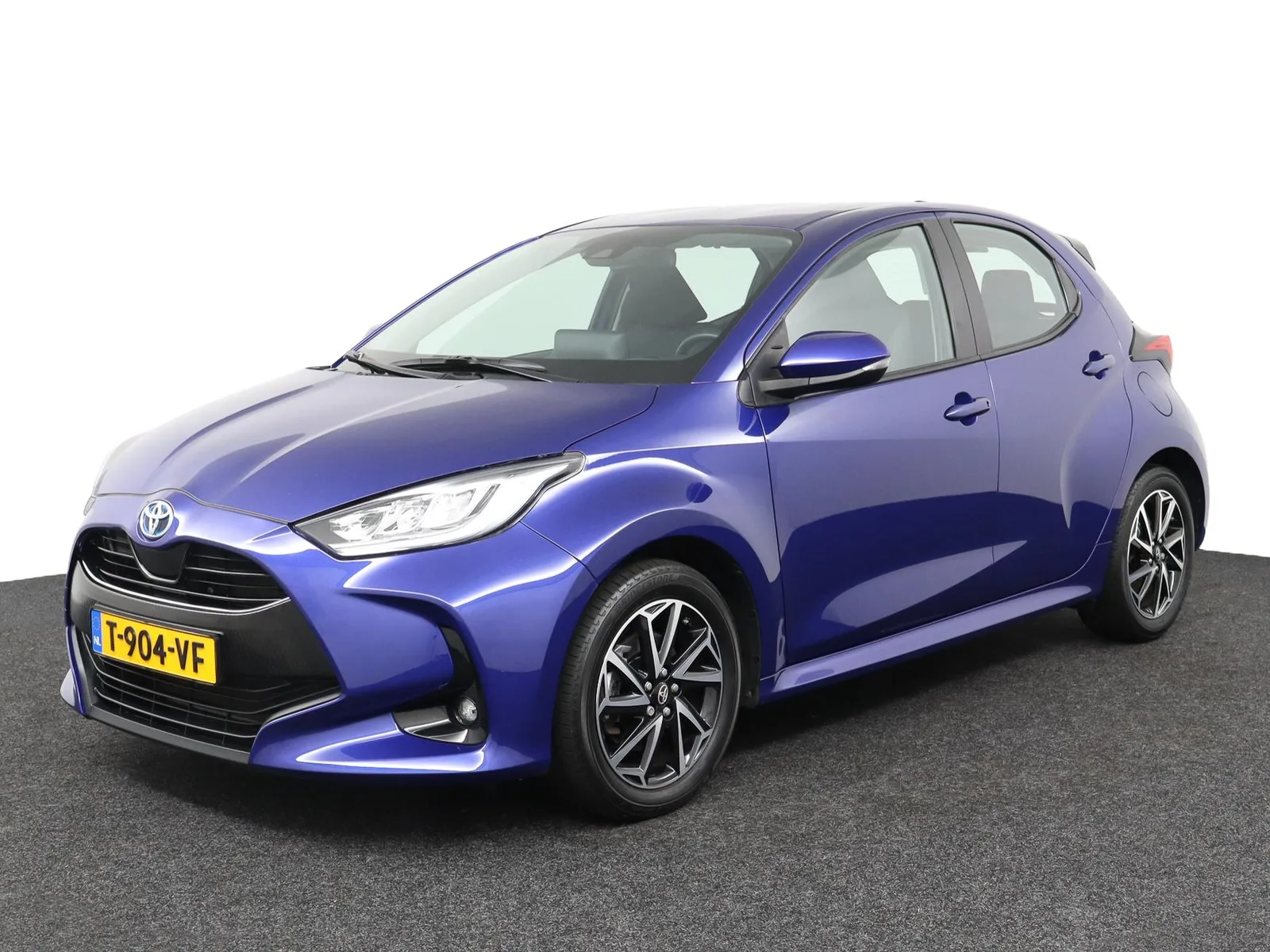 Toyota Yaris (2024) — foto 1