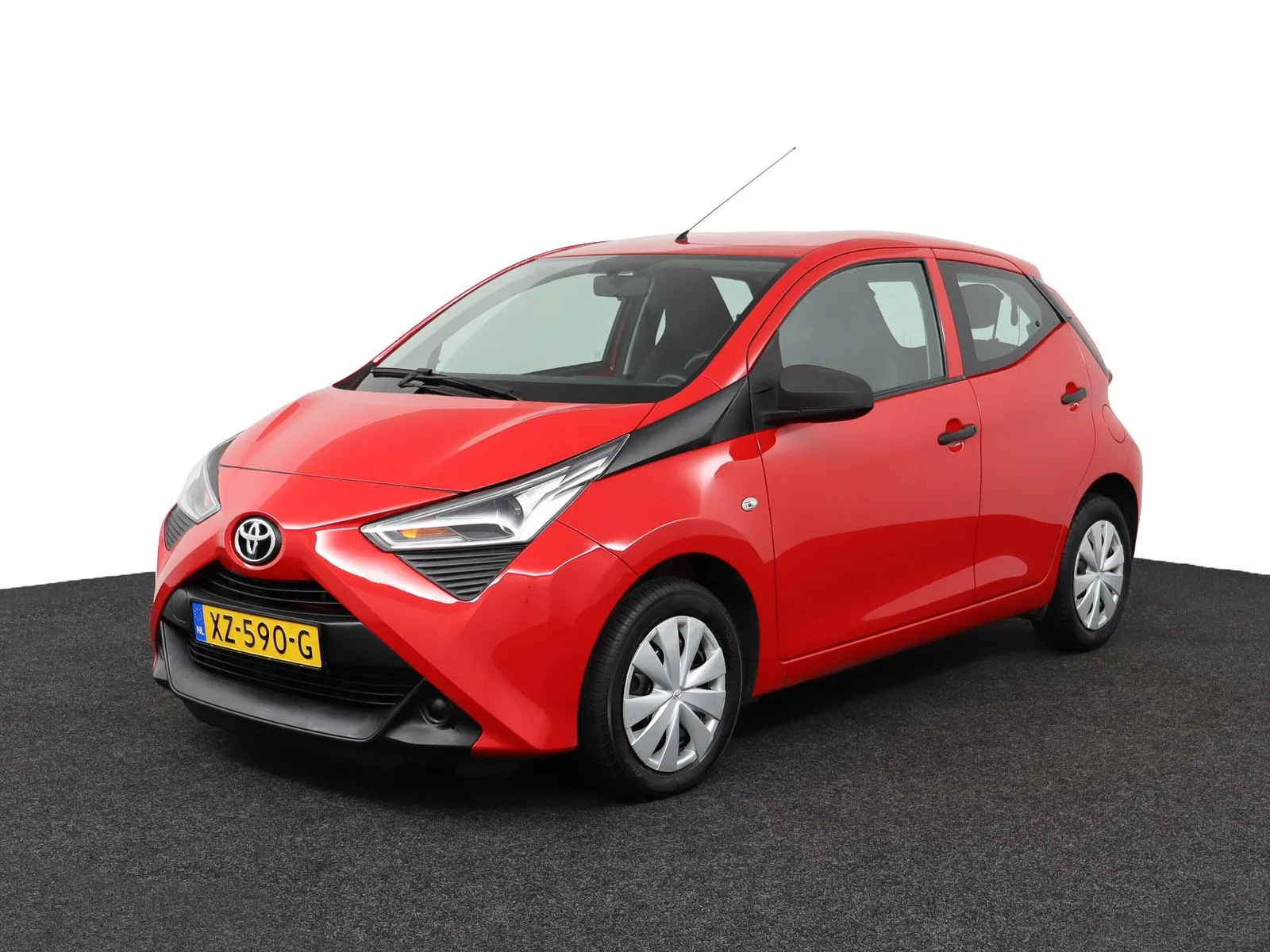Toyota Aygo (2019) — foto 1