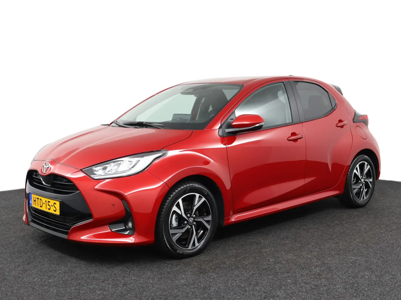 Toyota Yaris (2025) — foto 1