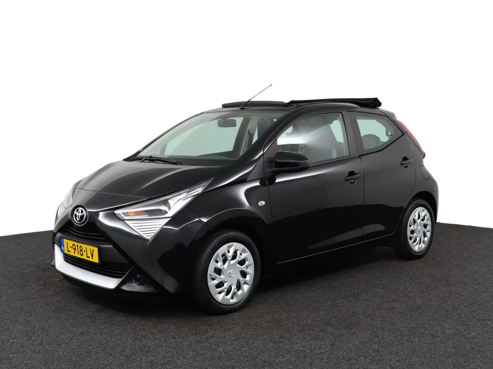 Toyota Aygo (2021) — foto 1
